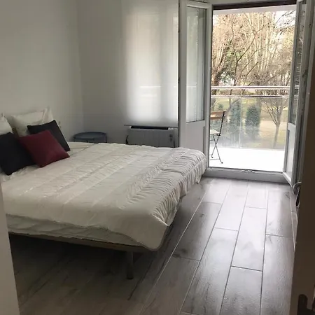 Amara Pio Xii Parking 15e Night Wifi Terrace Apartment