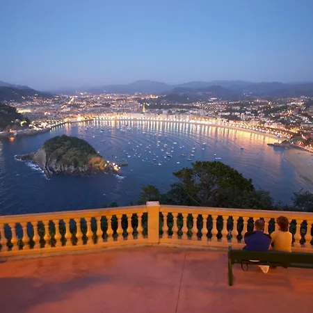 Amara Pio Xii Parking 15e Night Wifi Terrace San Sebastian