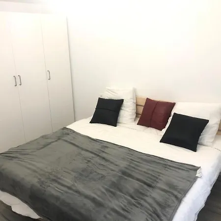 Апартаменты Amara Pio Xii Parking 20e Night Wifi Terrace